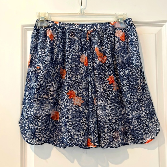 Zara Basic Floral Skirt - Picture 1 of 6